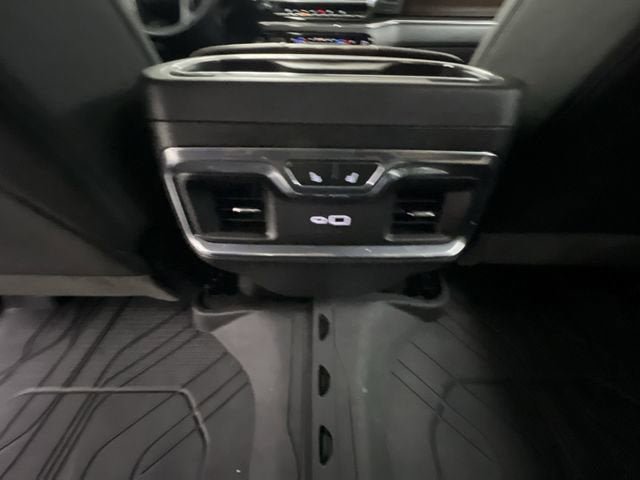Certified 2024 Chevrolet Silverado 2500 High Country w/ High Country Premium Package AWD/4WD image 21