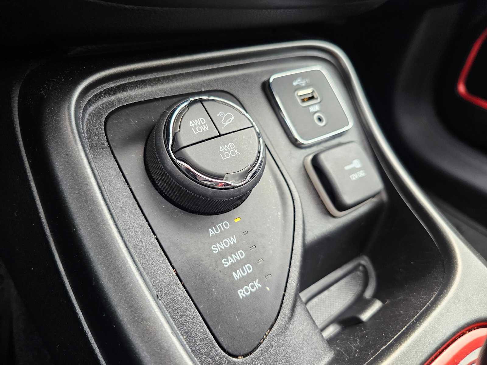 Used 2017 Jeep Compass Trailhawk w/ Leather Interior Group image 36