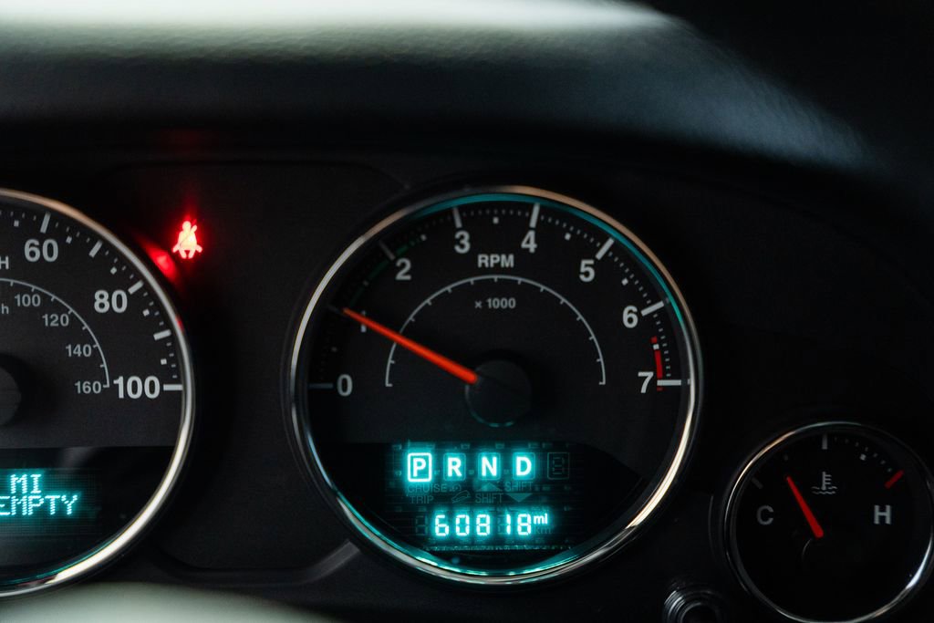 Used 2018 Jeep Wrangler Unlimited Rubicon w/ Connectivity Group image 48