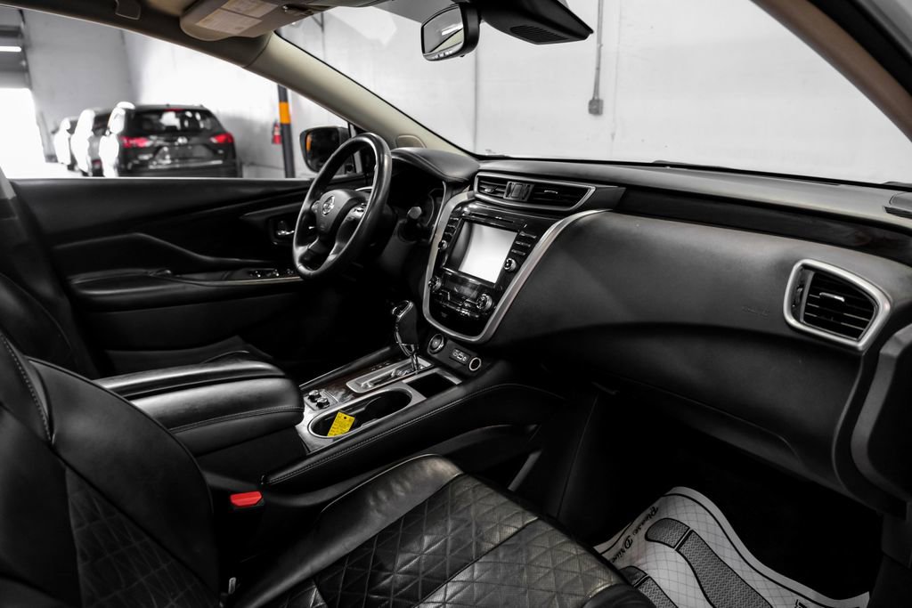 Used 2020 Nissan Murano Platinum w/ Cargo Package image 15