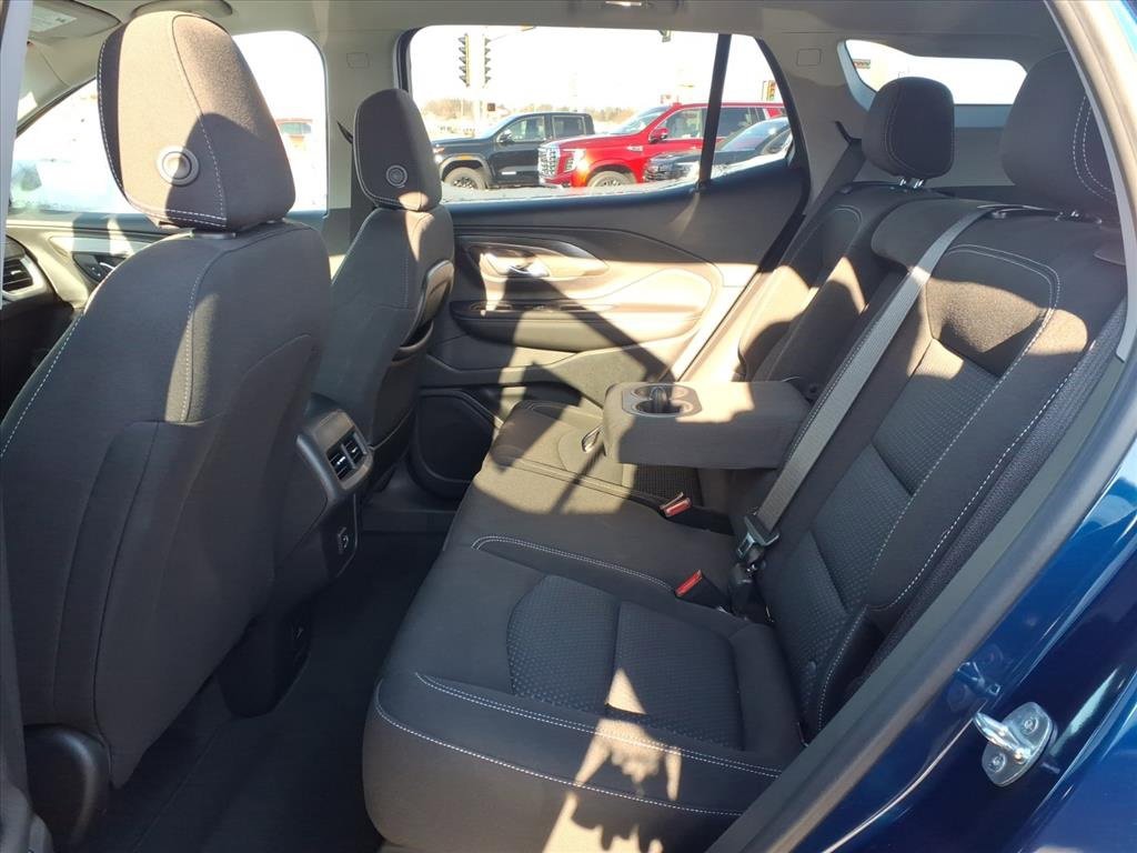 Certified 2022 GMC Terrain SLE w/ Driver Convenience Package image 5