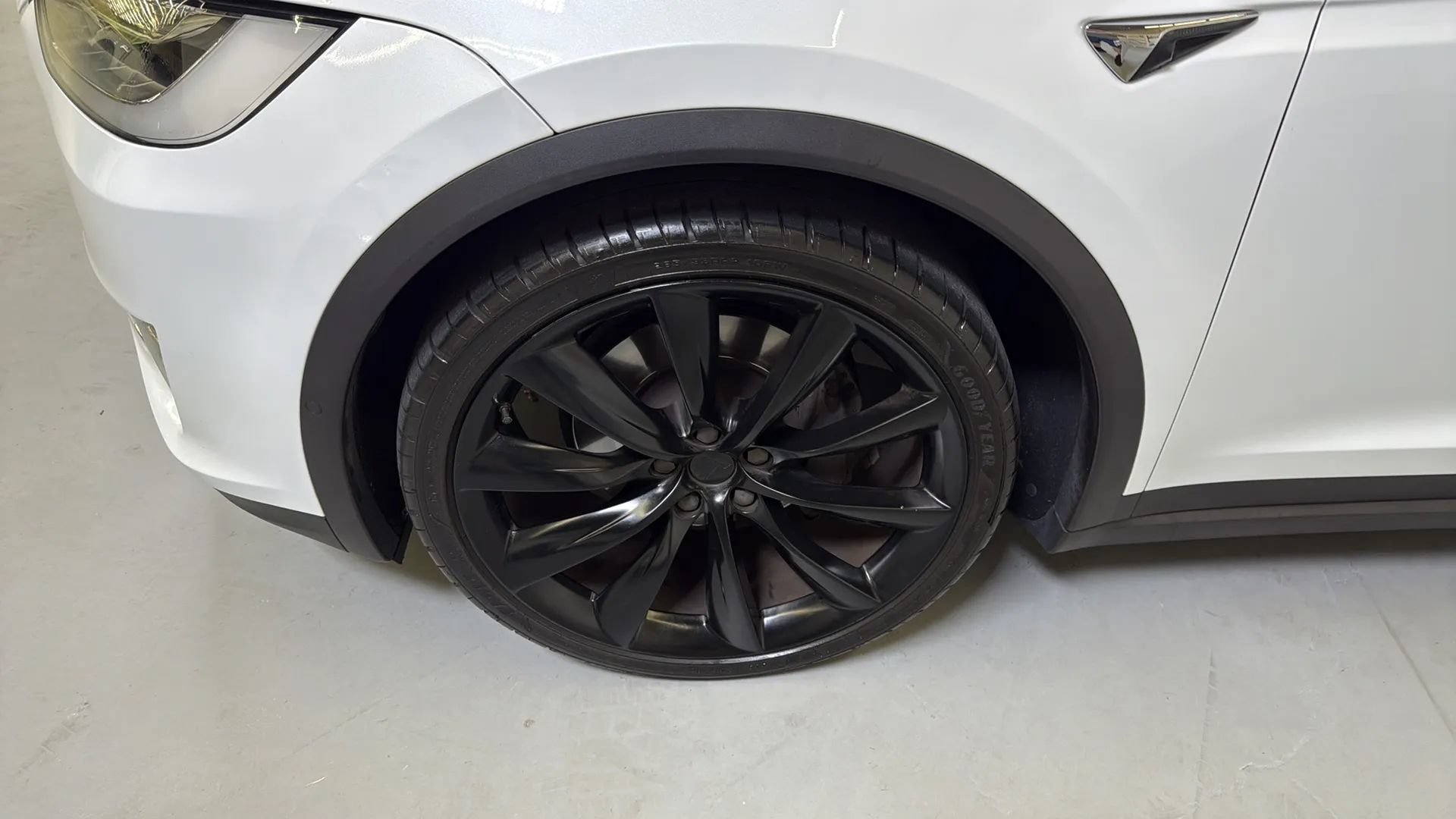 Used 2018 Tesla Model X 75D AWD/4WD image 24