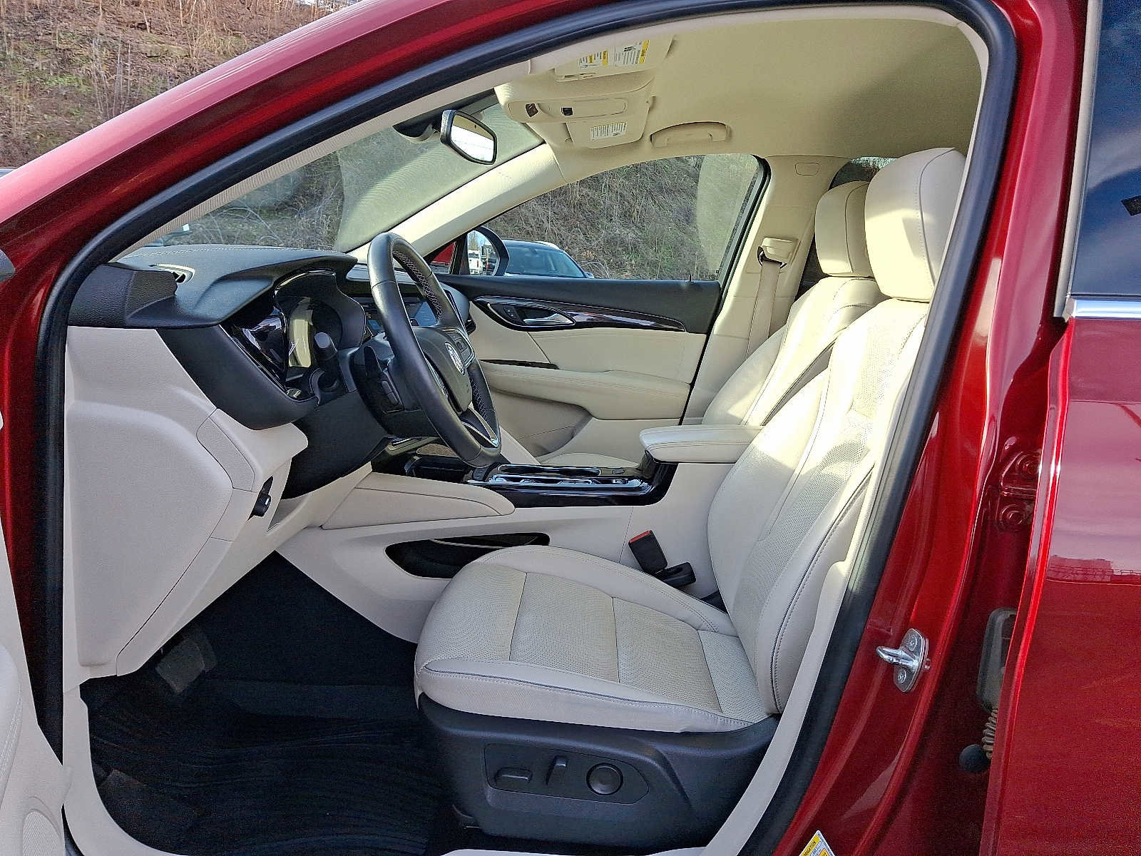 Used 2021 Buick Envision Essence image 13