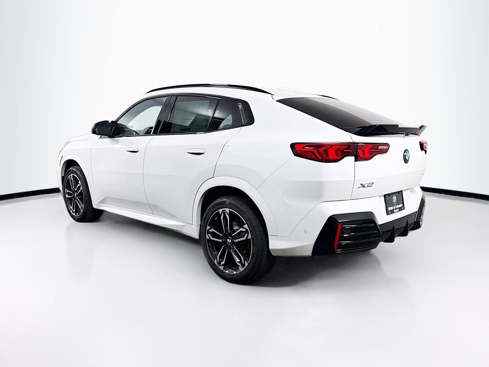 New 2026 BMW X2 xDrive28i AWD/4WD image 5