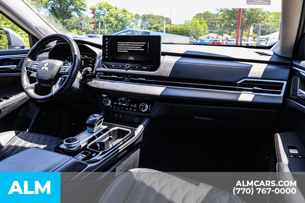Used 2025 Mitsubishi Outlander SEL FWD image 31
