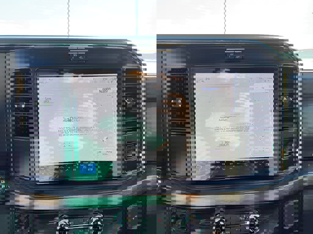 New 2026 Ford F350 Lariat w/ FX4 Off-Road Package image 22