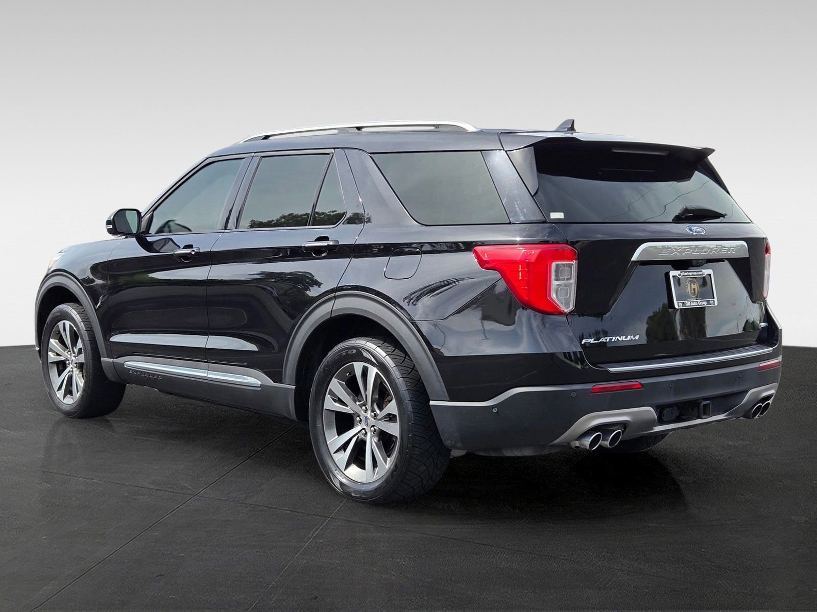 Used 2020 Ford Explorer Platinum w/ Premium Technology Package AWD/4WD image 6