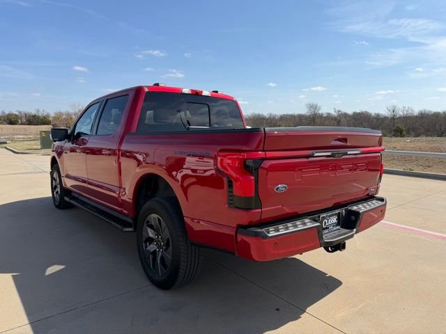 Used 2023 Ford F150 Lightning Lariat image 11
