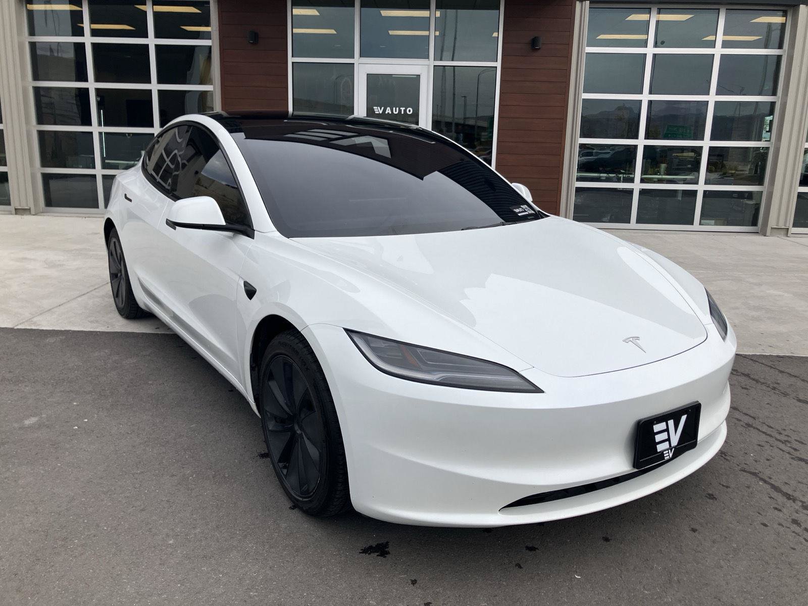 Used 2024 Tesla Model 3 Long Range AWD/4WD image 2