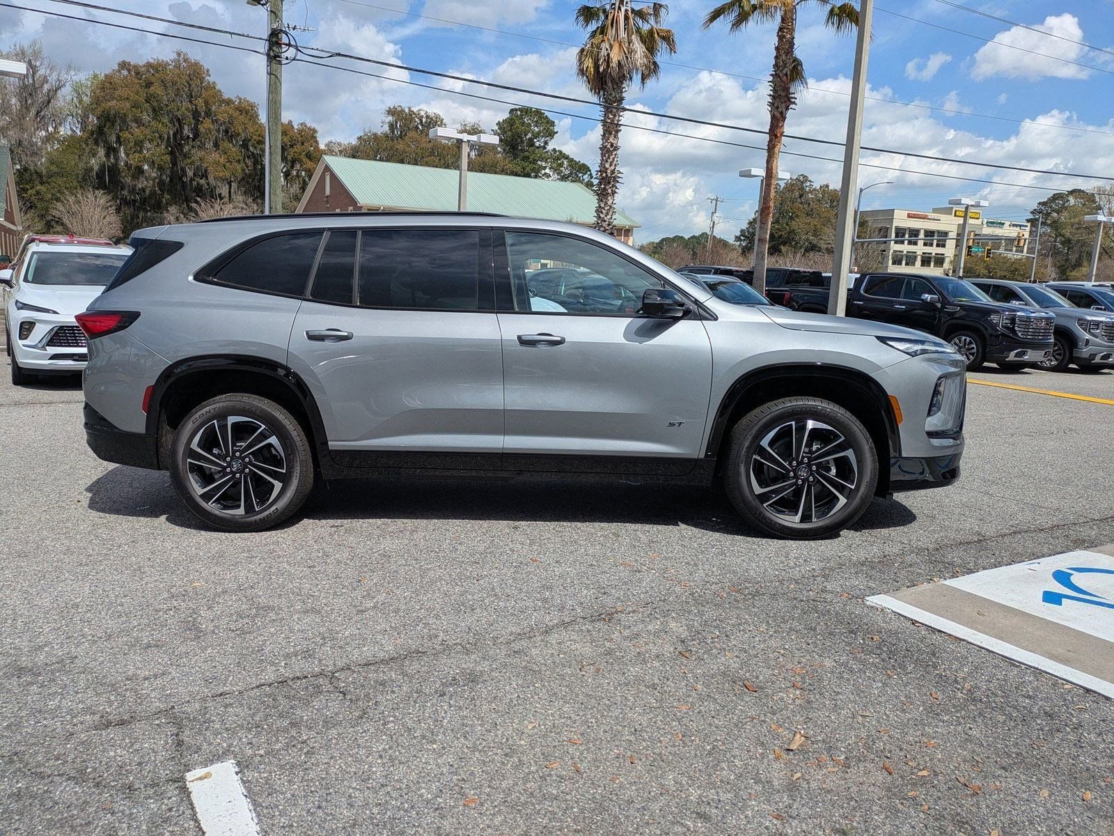 New 2026 Buick Enclave Sport Touring w/ Power Package image 3