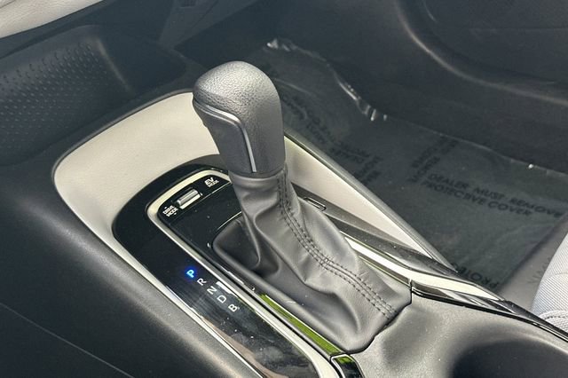 Certified 2025 Toyota Corolla SE image 29