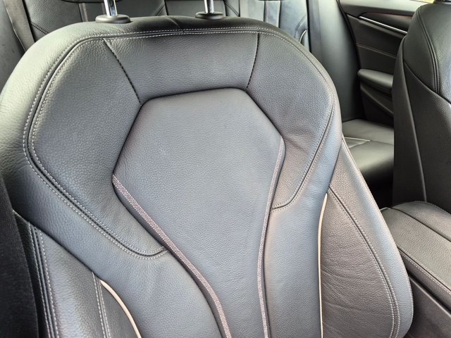 Used 2022 BMW 530i w/ M Sport Package RWD image 19