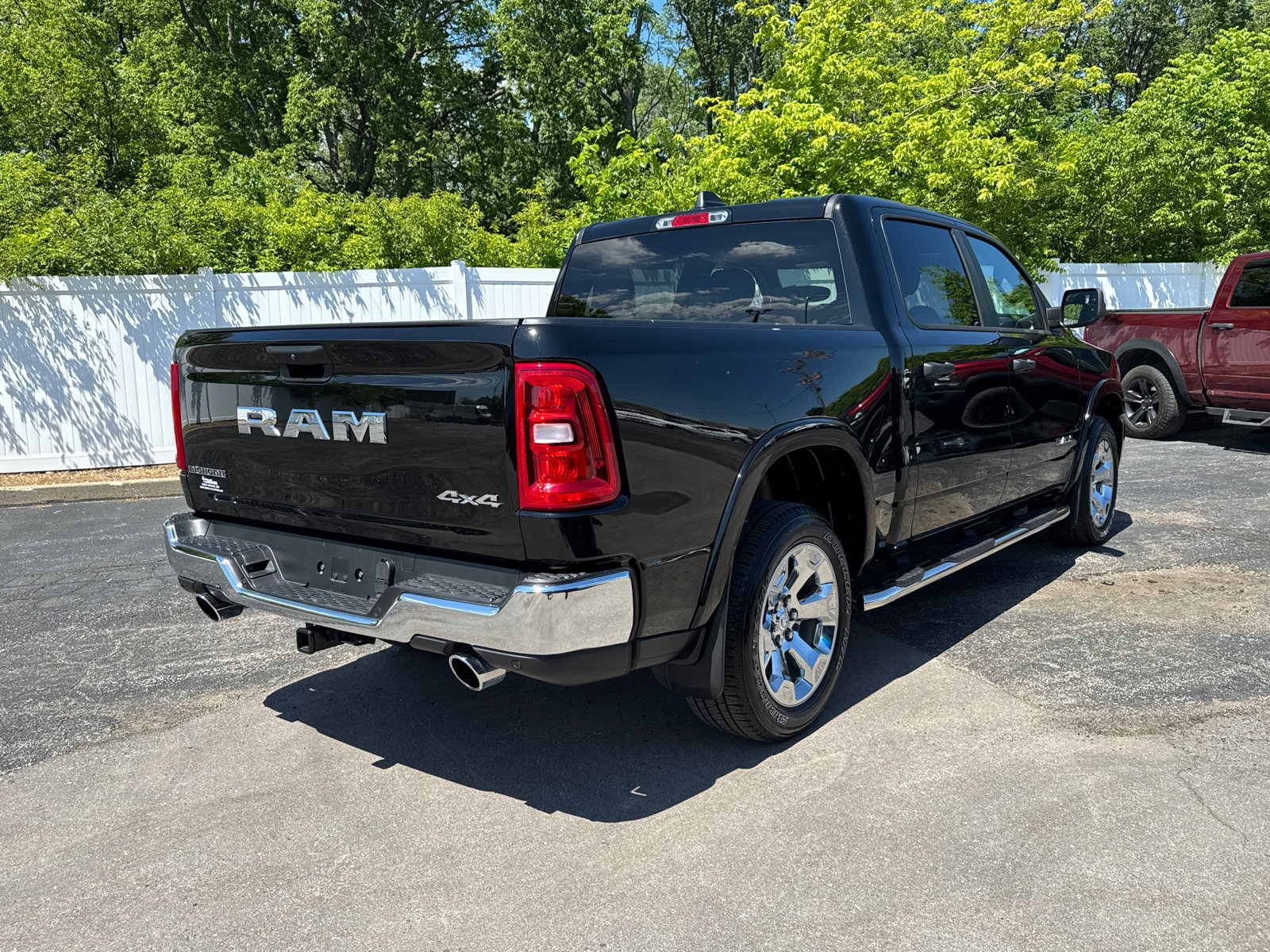 Used 2025 RAM 1500 Big Horn AWD/4WD image 5