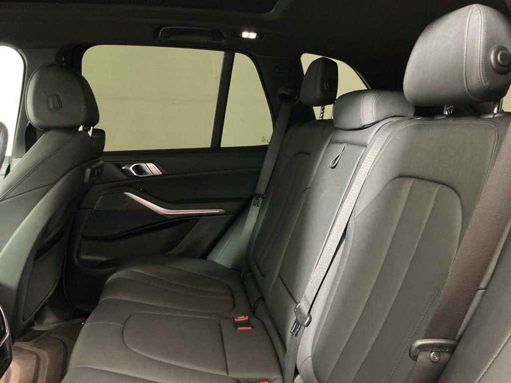 Certified 2021 BMW X5 sDrive40i w/ Convenience Package image 27