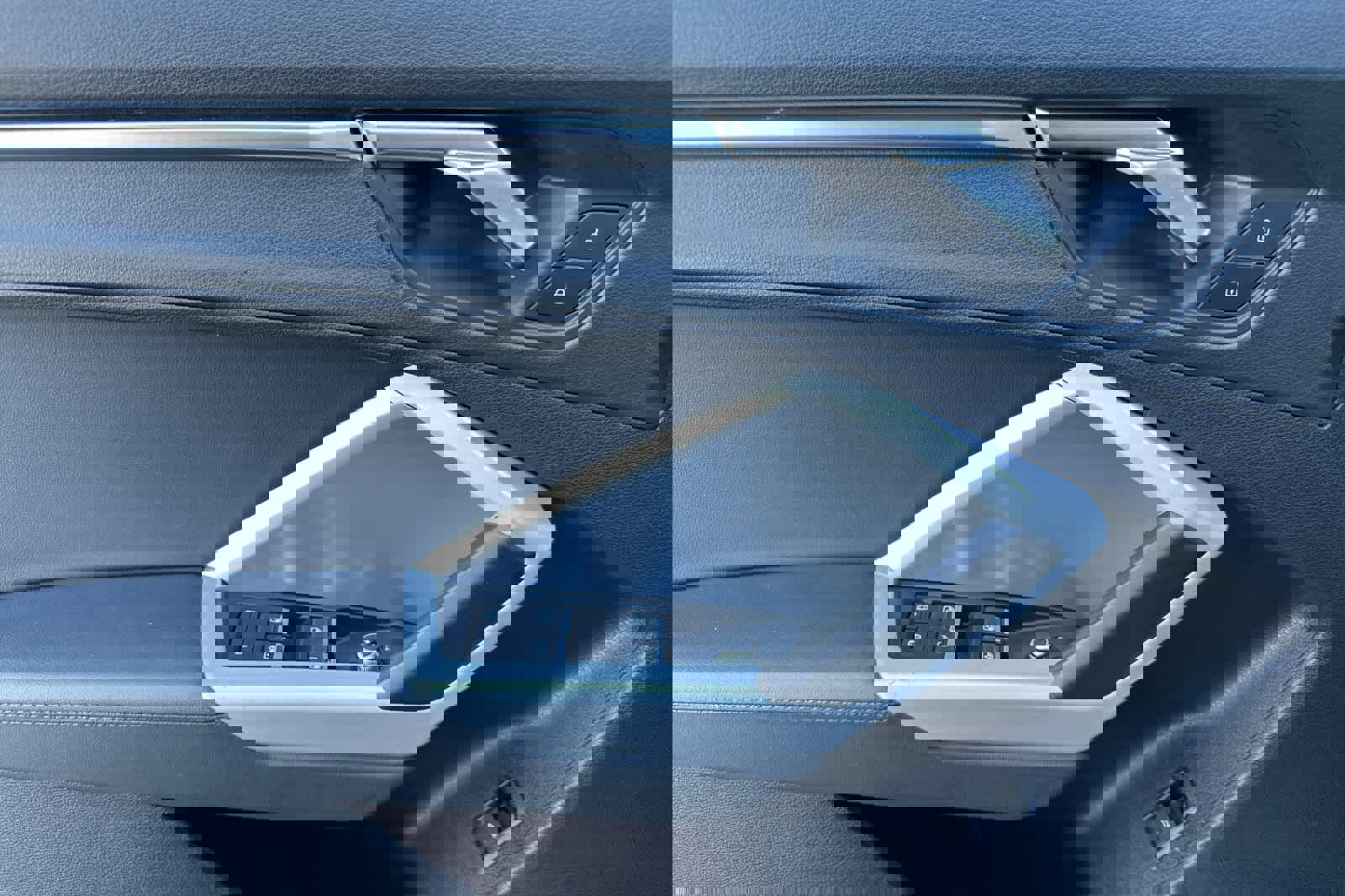 Used 2020 Audi Q3 2.0T Premium Plus w/ Premium Plus Package AWD/4WD image 12