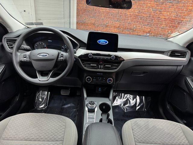 Used 2022 Ford Escape SE image 12