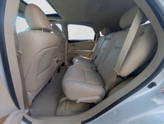 Used 2015 Lexus RX 450h AWD image 17