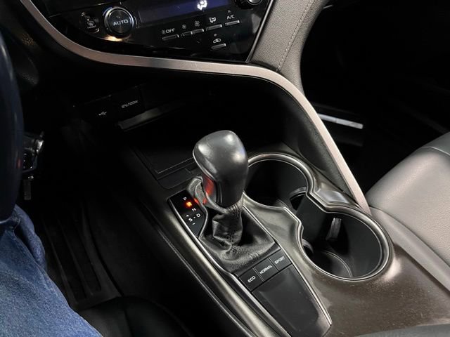 Used 2022 Toyota Camry SE FWD image 29