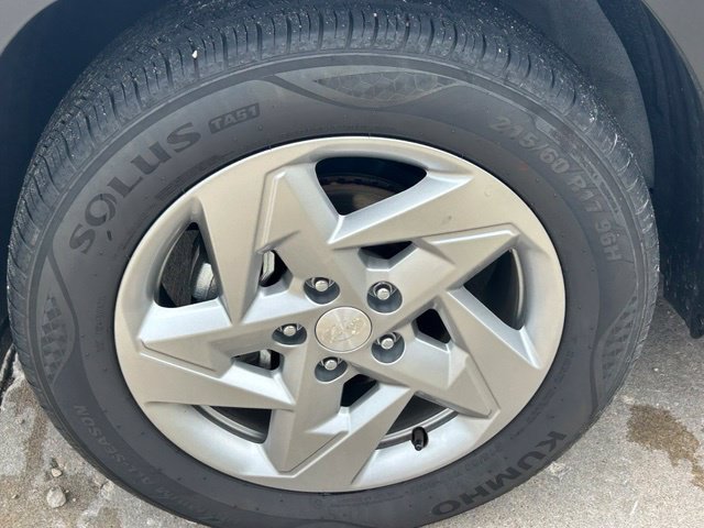 Certified 2026 Hyundai Kona SE FWD image 10