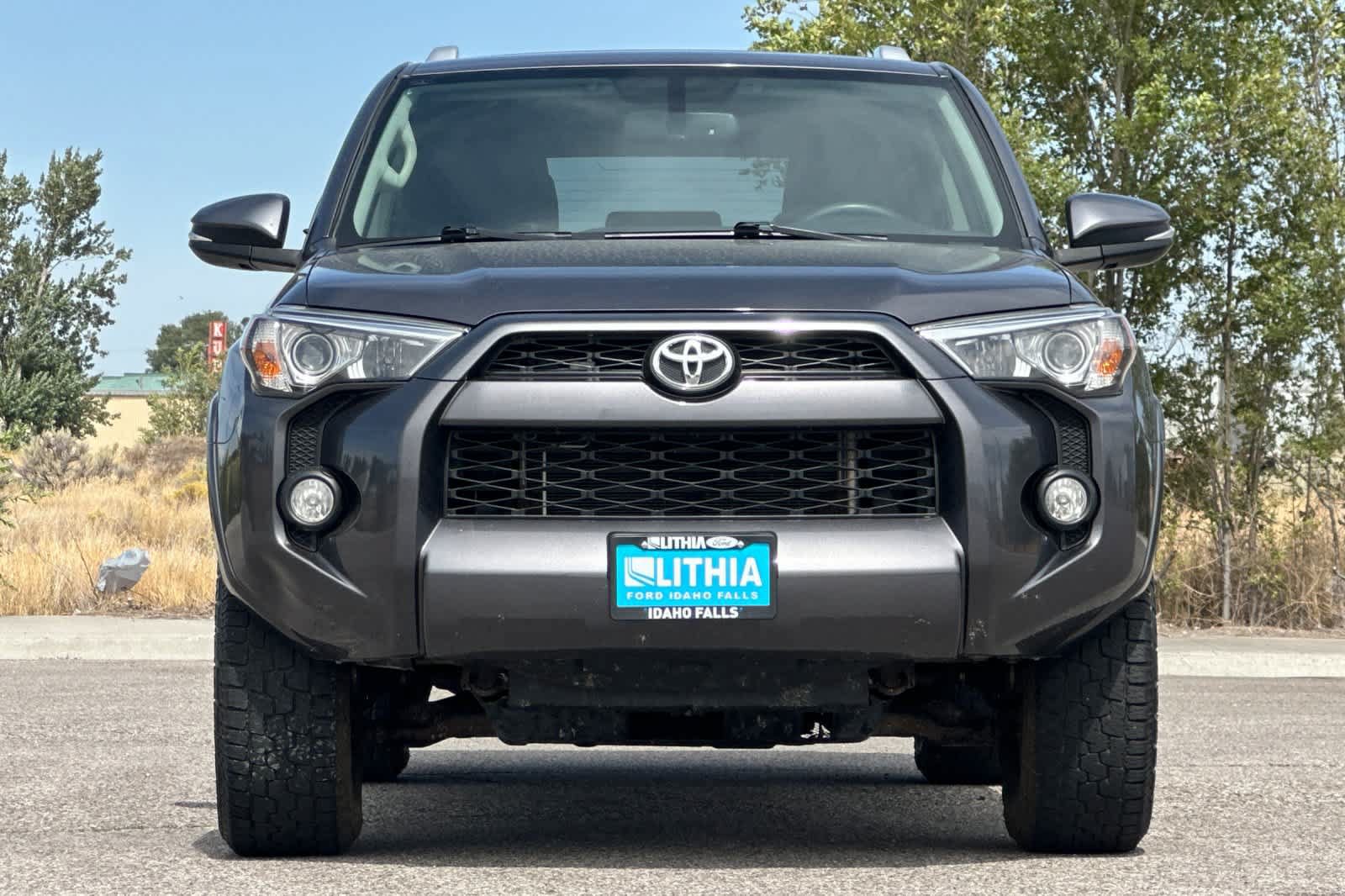 Used 2017 Toyota 4Runner SR5 Premium AWD/4WD image 10