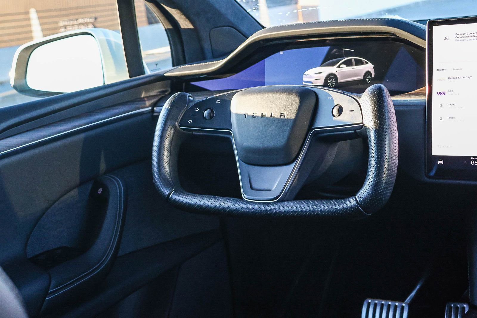 Used 2023 Tesla Model X image 26