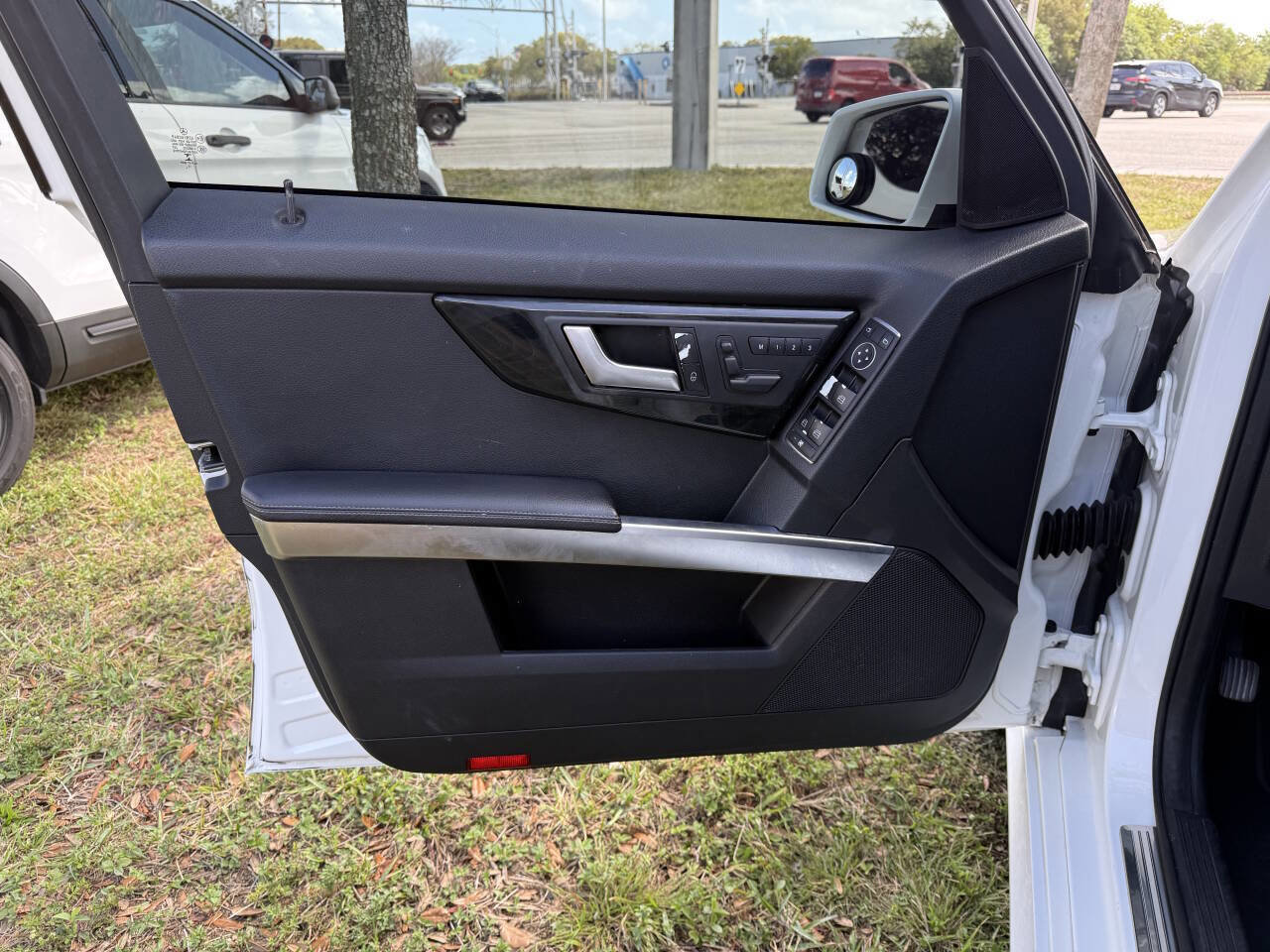 Used 2014 Mercedes-Benz GLK 350 2WD image 10