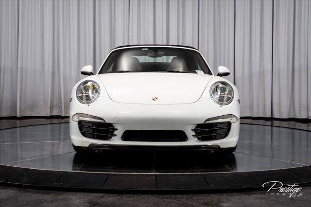 Used 2013 Porsche 911 Carrera RWD image 3