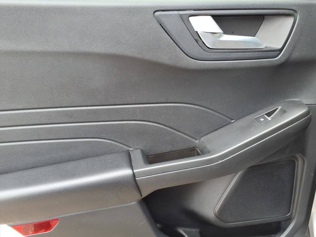 Used 2022 Ford Escape SEL FWD image 10