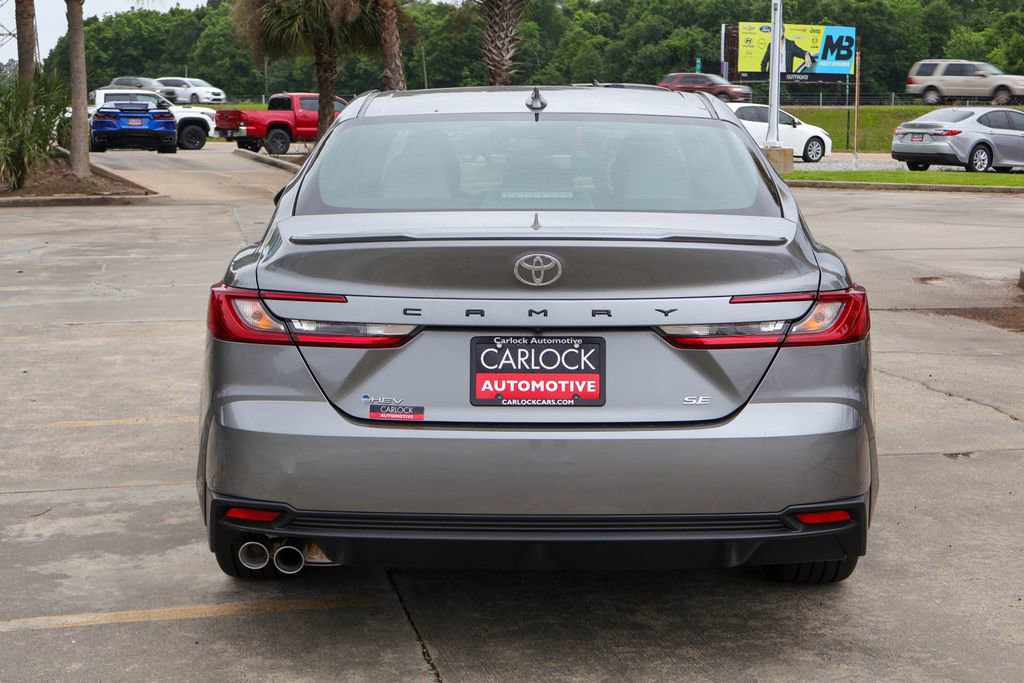 Used 2025 Toyota Camry SE FWD image 26