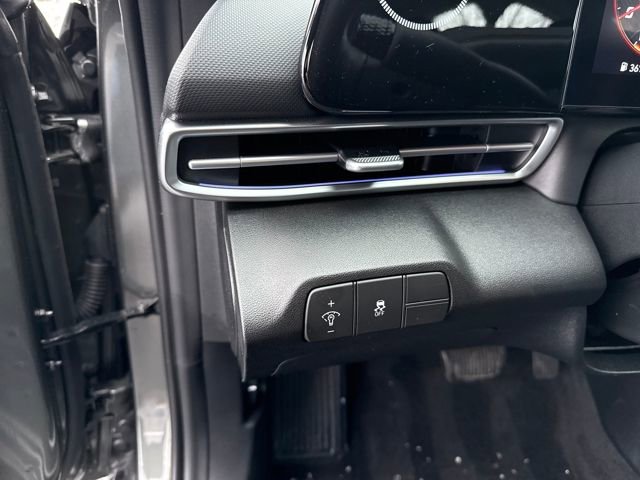 Certified 2025 Hyundai Elantra SEL w/ Cargo Package image 22