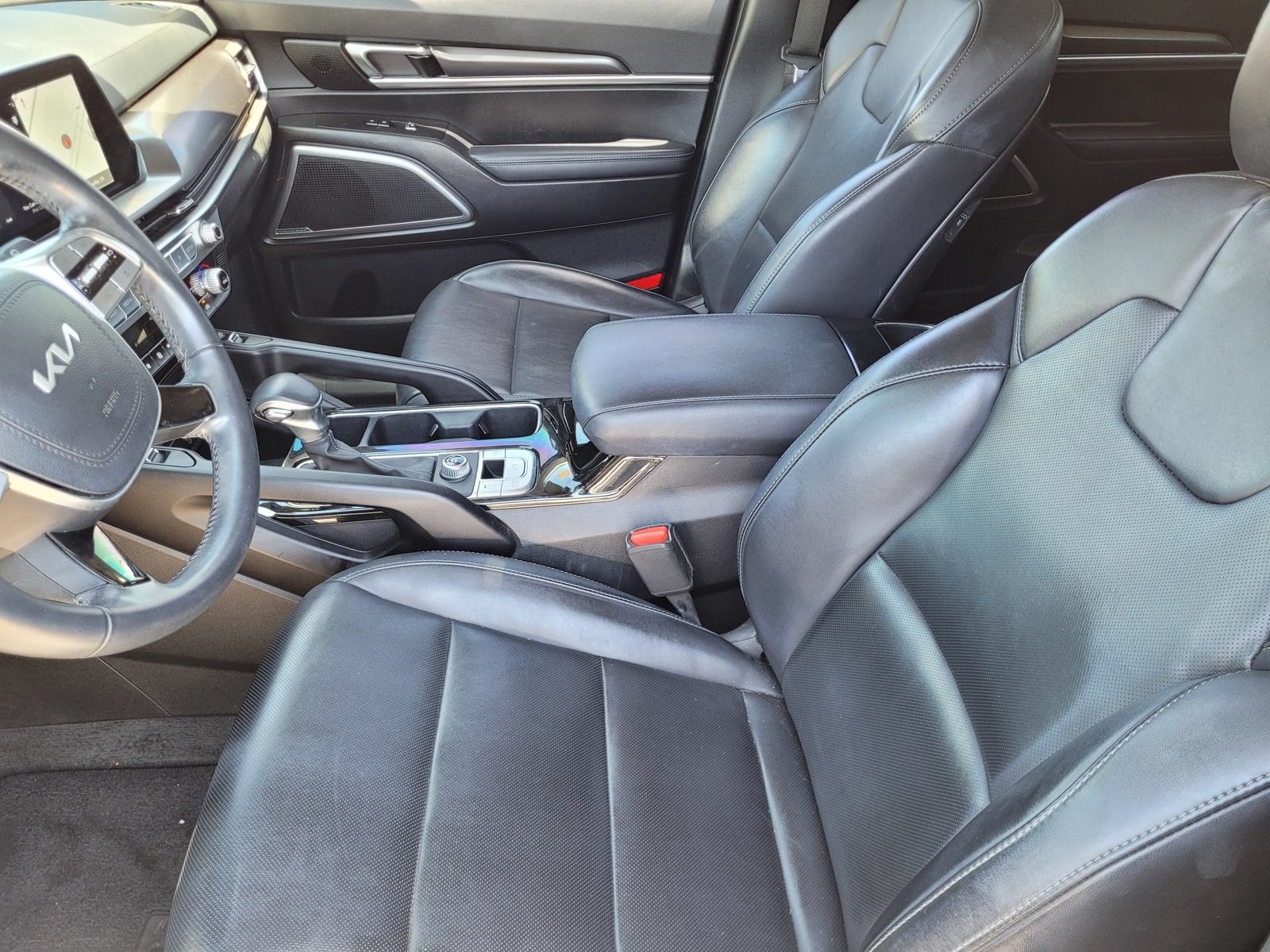 Used 2024 Kia Telluride S w/ S Sunroof Package FWD image 13