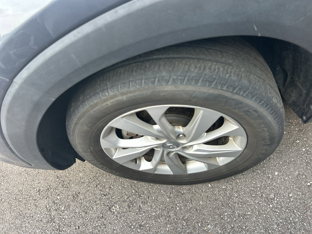 Used 2019 Hyundai Tucson SE FWD image 3