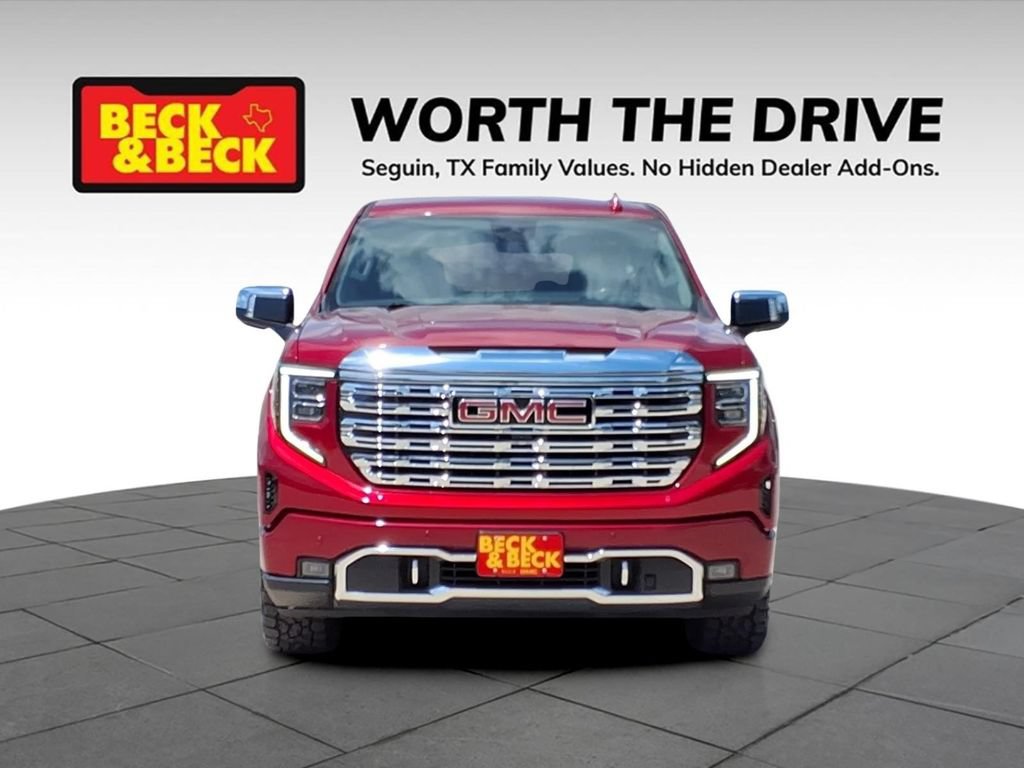 Used 2024 GMC Sierra 1500 Denali w/ Technology Package AWD/4WD image 2