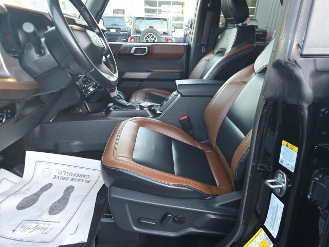 Used 2023 Ford Bronco Outer Banks image 11