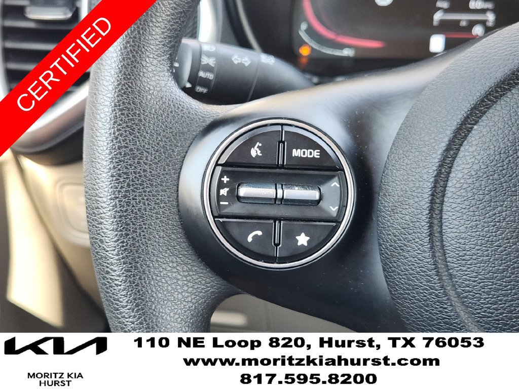 Certified 2025 Kia Soul LX w/ LX Technology Package FWD image 28