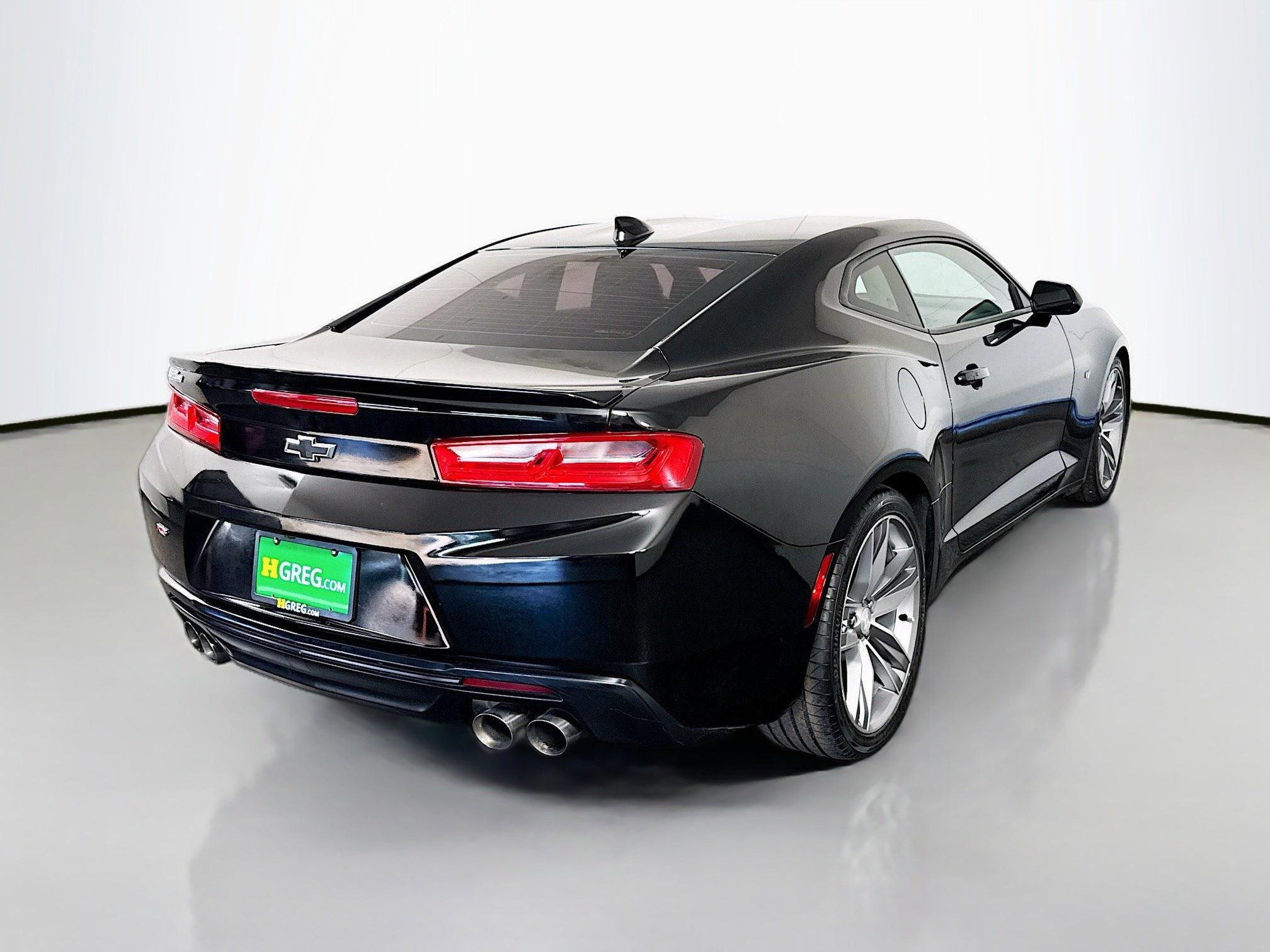 Used 2017 Chevrolet Camaro LT w/ RS Package image 10