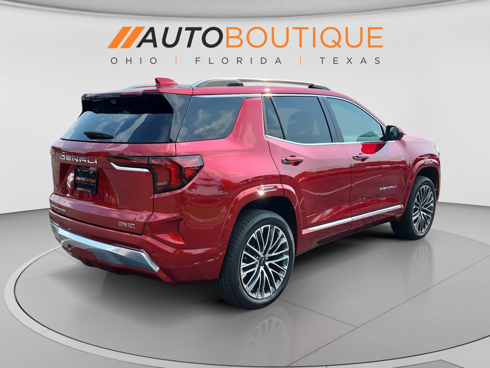 Used 2026 GMC Terrain Denali AWD/4WD image 5