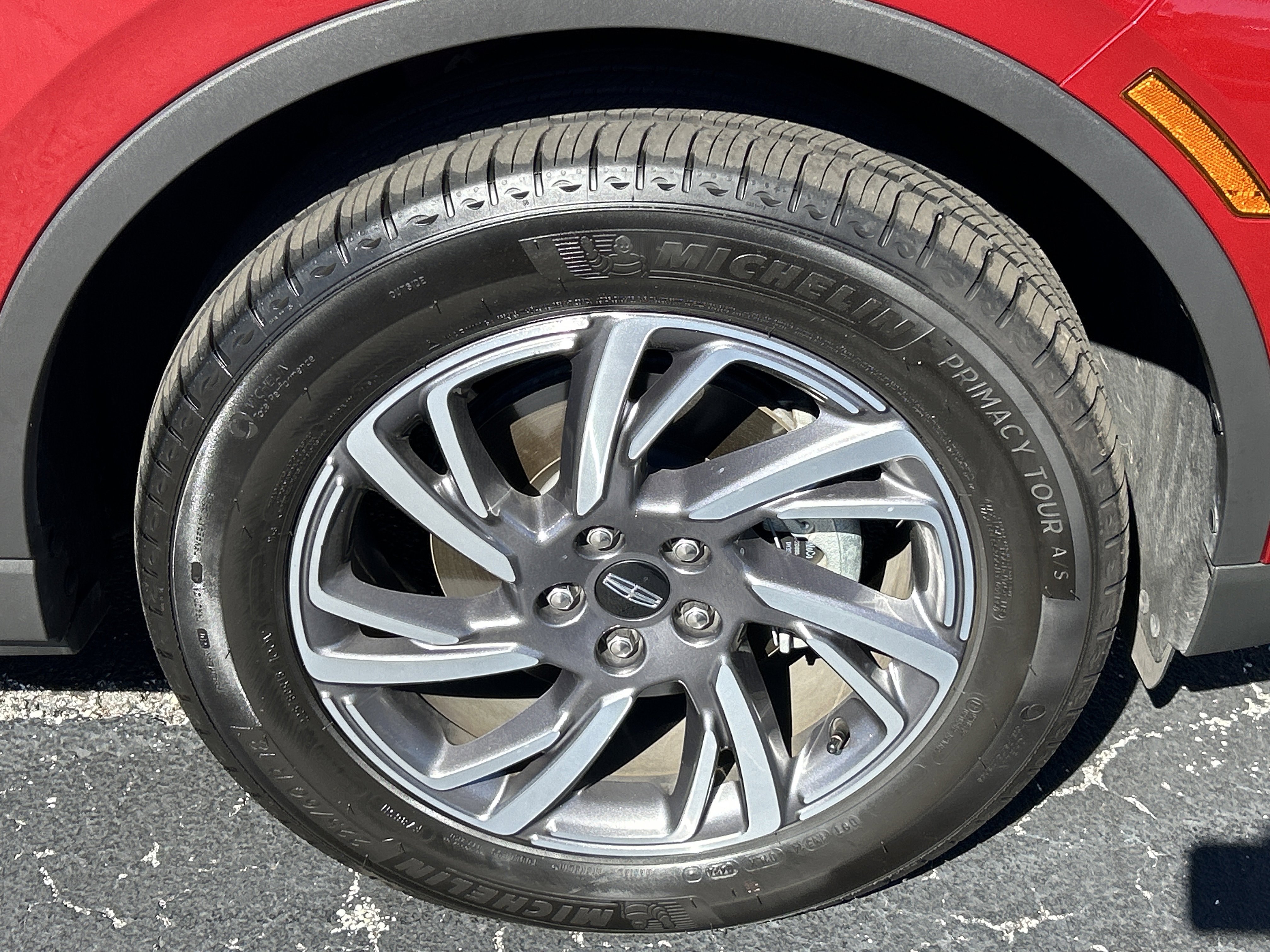 Used 2024 Lincoln Corsair Premiere w/ Equipment Group 101A image 11