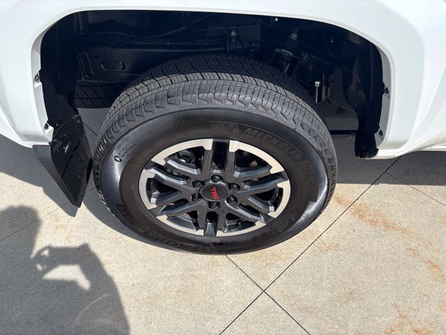 Used 2025 Toyota Tacoma TRD Sport AWD/4WD image 10