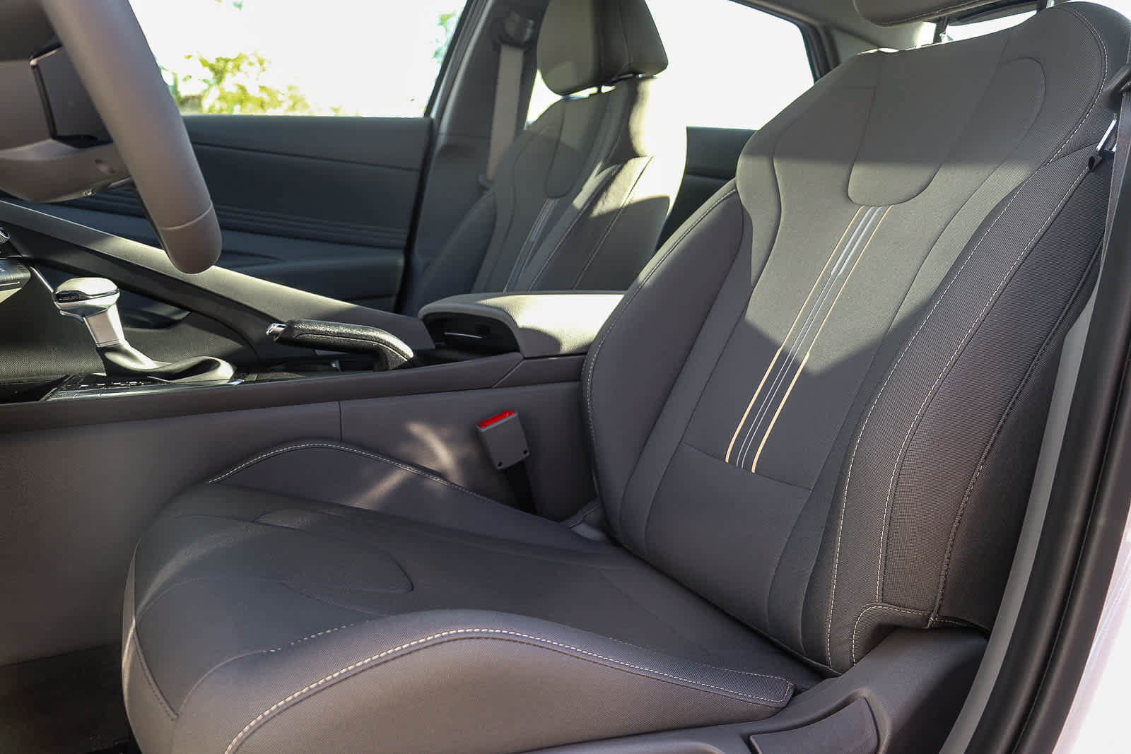 New 2026 Hyundai Elantra Sport FWD image 23