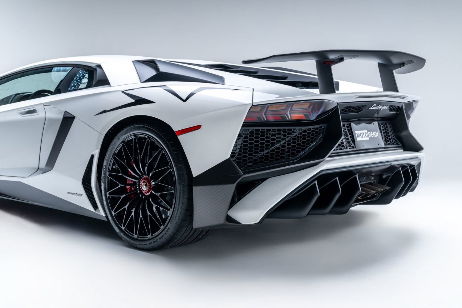 Used 2016 Lamborghini Aventador LP 750-4 Superveloce image 30