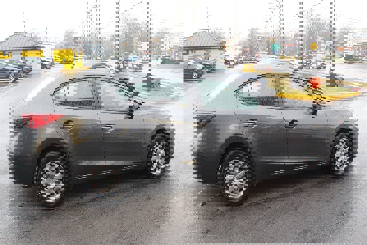 Used 2014 MAZDA MAZDA3 i Sport image 20