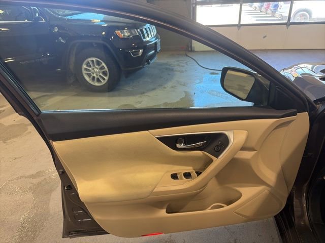 Used 2015 Nissan Altima 2.5 S w/ Power Driver Seat Package FWD image 17