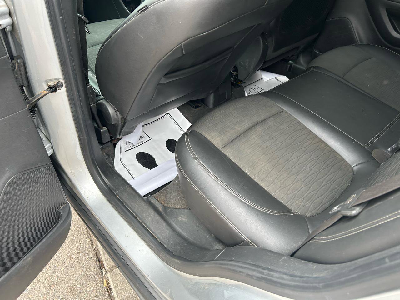 Used 2016 Buick Encore FWD image 9