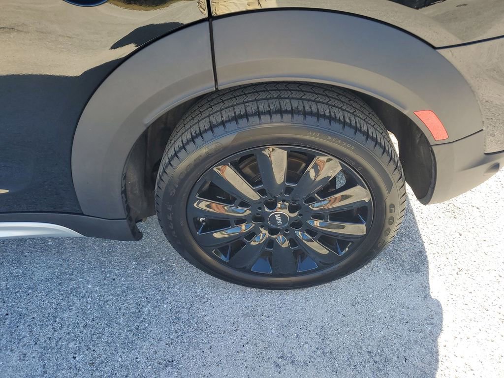 Used 2023 MINI Cooper Countryman S w/ Signature Upholstery Package image 19