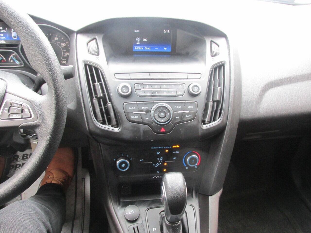 Used 2018 Ford Focus S FWD image 49