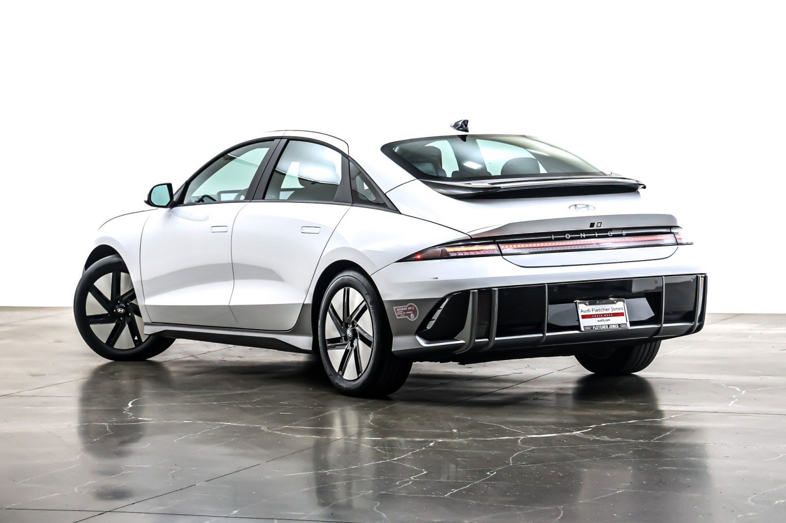 Used 2025 Hyundai Ioniq 6 SE image 12