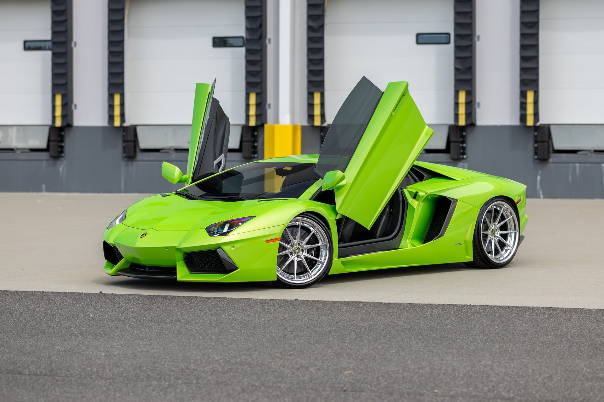 Used 2013 Lamborghini Aventador LP 700-4 AWD/4WD image 12