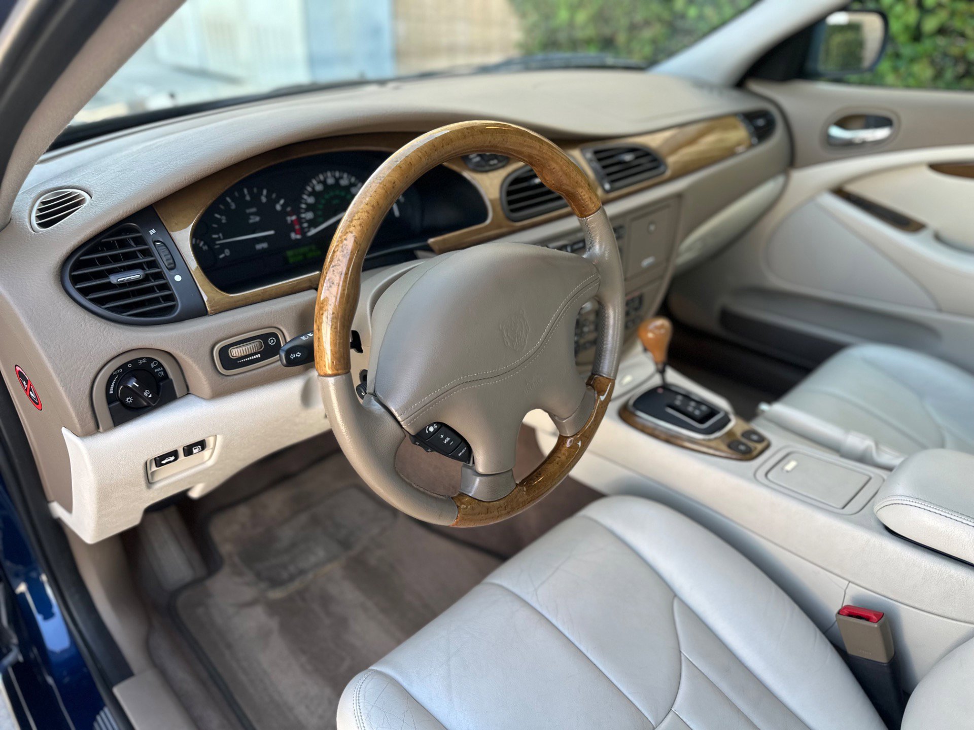 Used 2000 Jaguar S-TYPE 4.0 image 28