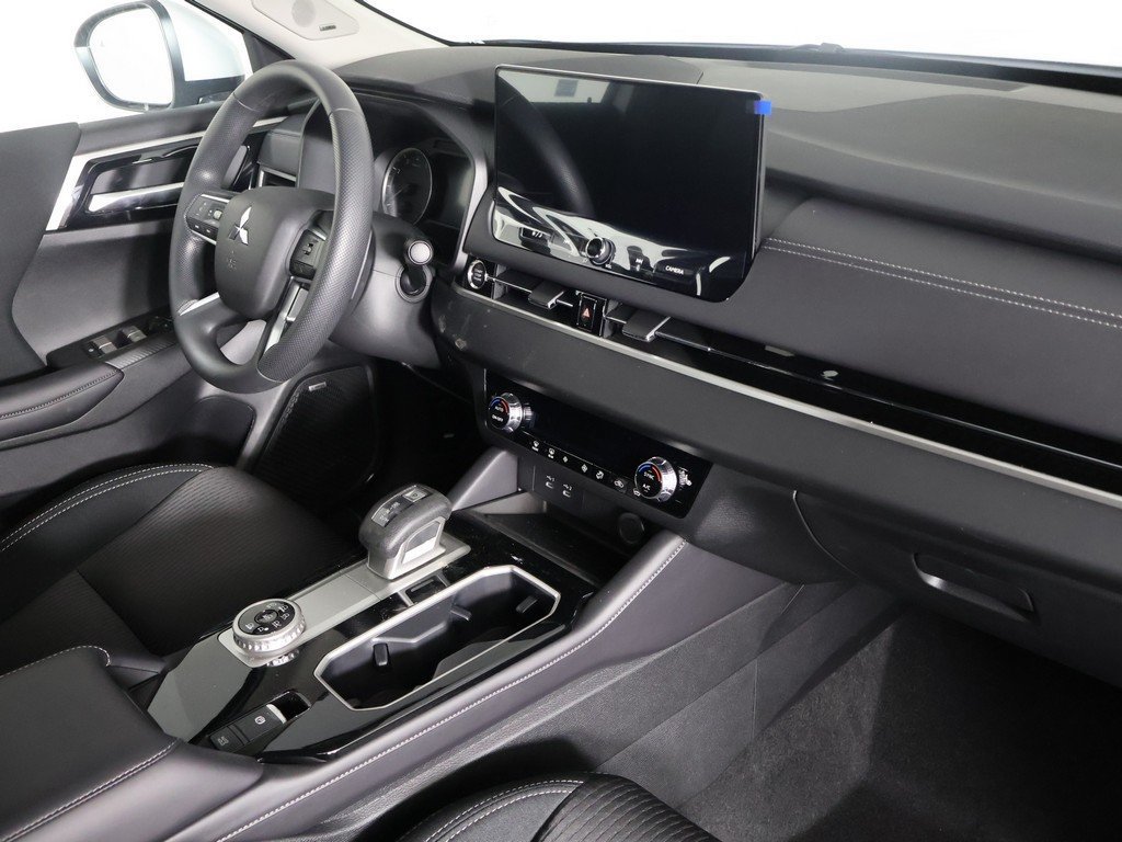 New 2026 Mitsubishi Outlander ES AWD/4WD image 26
